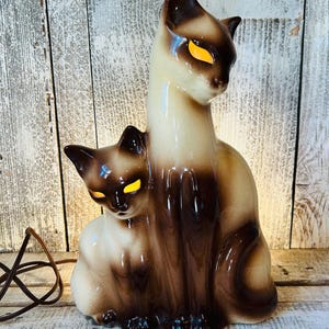 kinunekoさん専用ビンテージ★ラリック 猫ブローチ★ライトブラウン クリス kinunekoさん専用ビンテージ☆ラリック 猫ブローチ☆ライトブラウン