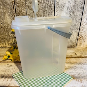Vintage Tupperware Beverage Buddy Pitcher with Handle, Tupperware Plastic 1 Quart Juice Pitcher