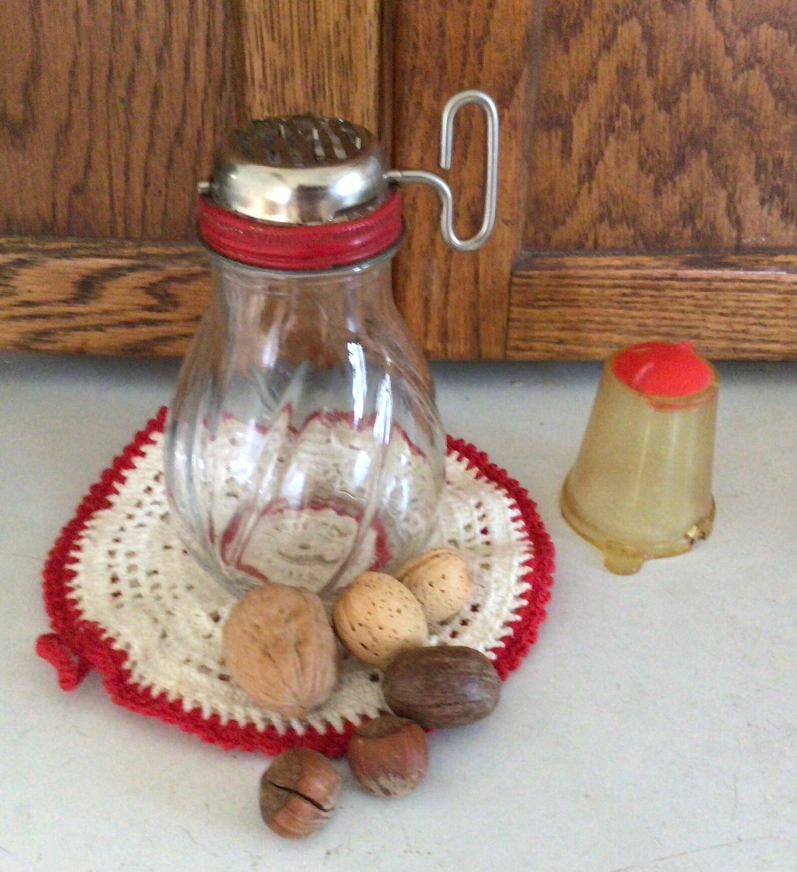 Vintage Glass Nut Grinder W Red Lid Hand Operated 1950s Red Etsy