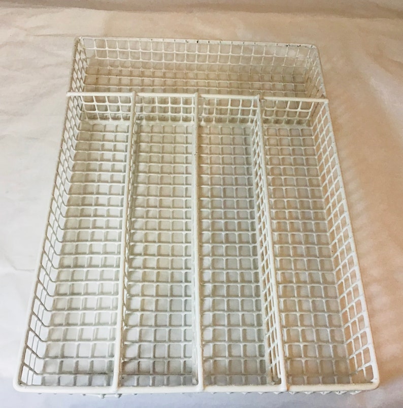 wire silverware tray