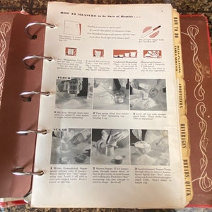 Vintage 1950s Betty Crocker's Picture Cookbook Spiral Bound, Betty Crocker Hardbound Mid Century Red White Quilt Pattern Cookbook image 5