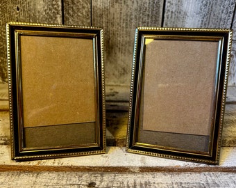 Vintage Pair 3.5 x 5 “ Gold Metal Picture Frame w Woodlike Accent, Hollywood Mid Century Retro Bohemian Picture Frames, Wedding Home Decor