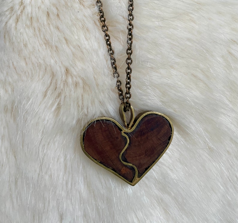 one of a kind bohemian brutalist style Vintage chunky wood and brass handmade heart pendant necklace
