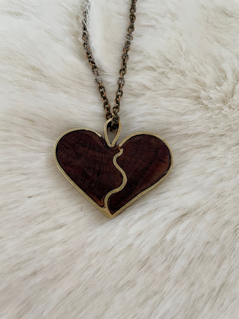 one of a kind bohemian brutalist style Vintage chunky wood and brass handmade heart pendant necklace