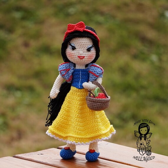 crochet dolls