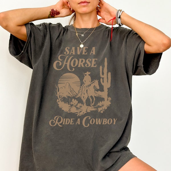 Oversized graphic tee Save a Horse Ride A Cowboy retro vintage western cowgirl shirt Nashville country concert outfit grunge boho t-shirt