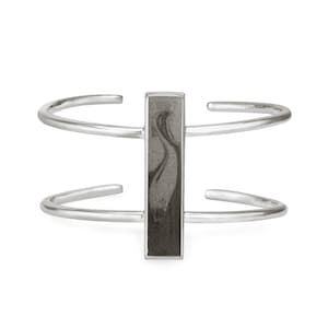 Bar Cremation Bracelet in Rhodium Plated Sterling Silver | Pet Ashes Memorial Jewelry