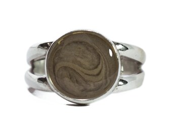 Split Shank Band Cremation Ring with 10mm Circle Setting - Sterling Silver Pet Cremation Jewelry