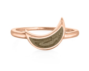 Crescent Moon Cremation Ring in 14K Gold | Pet Ashes Memorial Jewelry