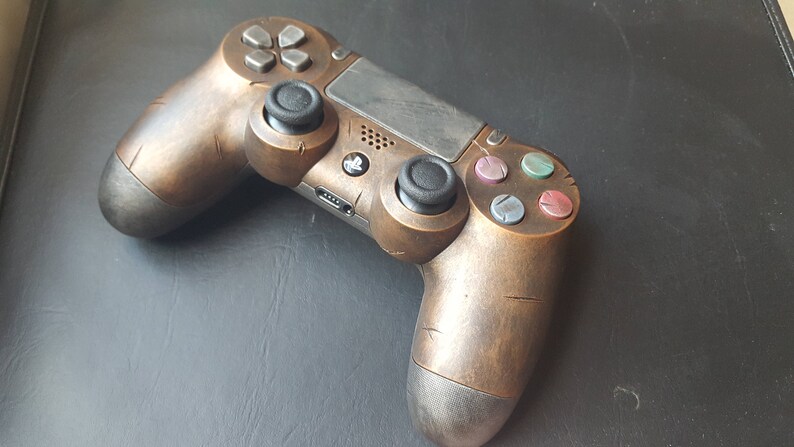 Brass . Custom STEAMPUNK WASTELAND Rustic PS4 Controller fan art