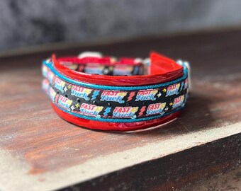 Klaar voor verzending! Fast as F*ck Sparkle vinyl verstelbare martingaal