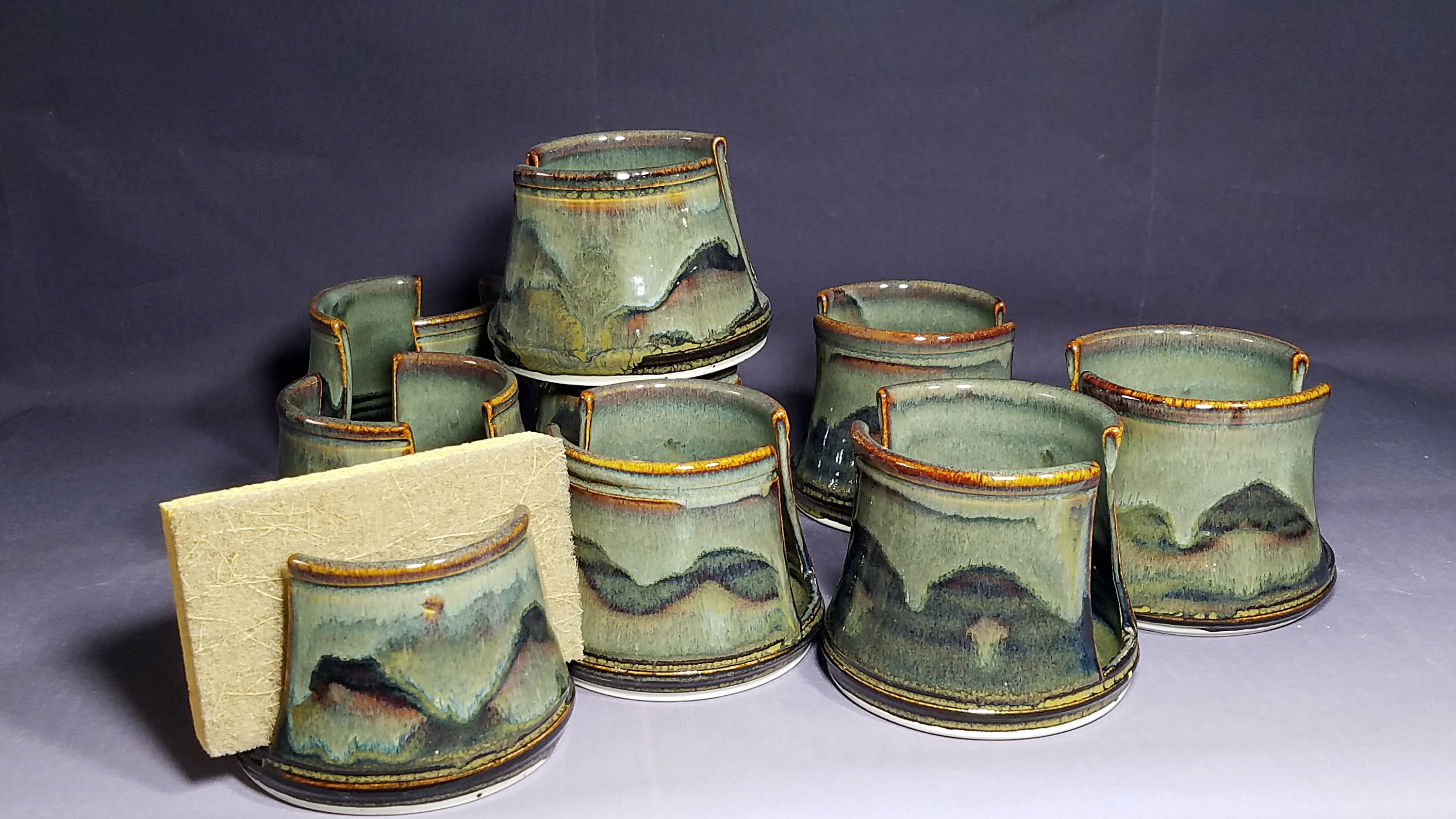 Handmade Ceramic Pottery Sponge Holder – SamSam Pottery