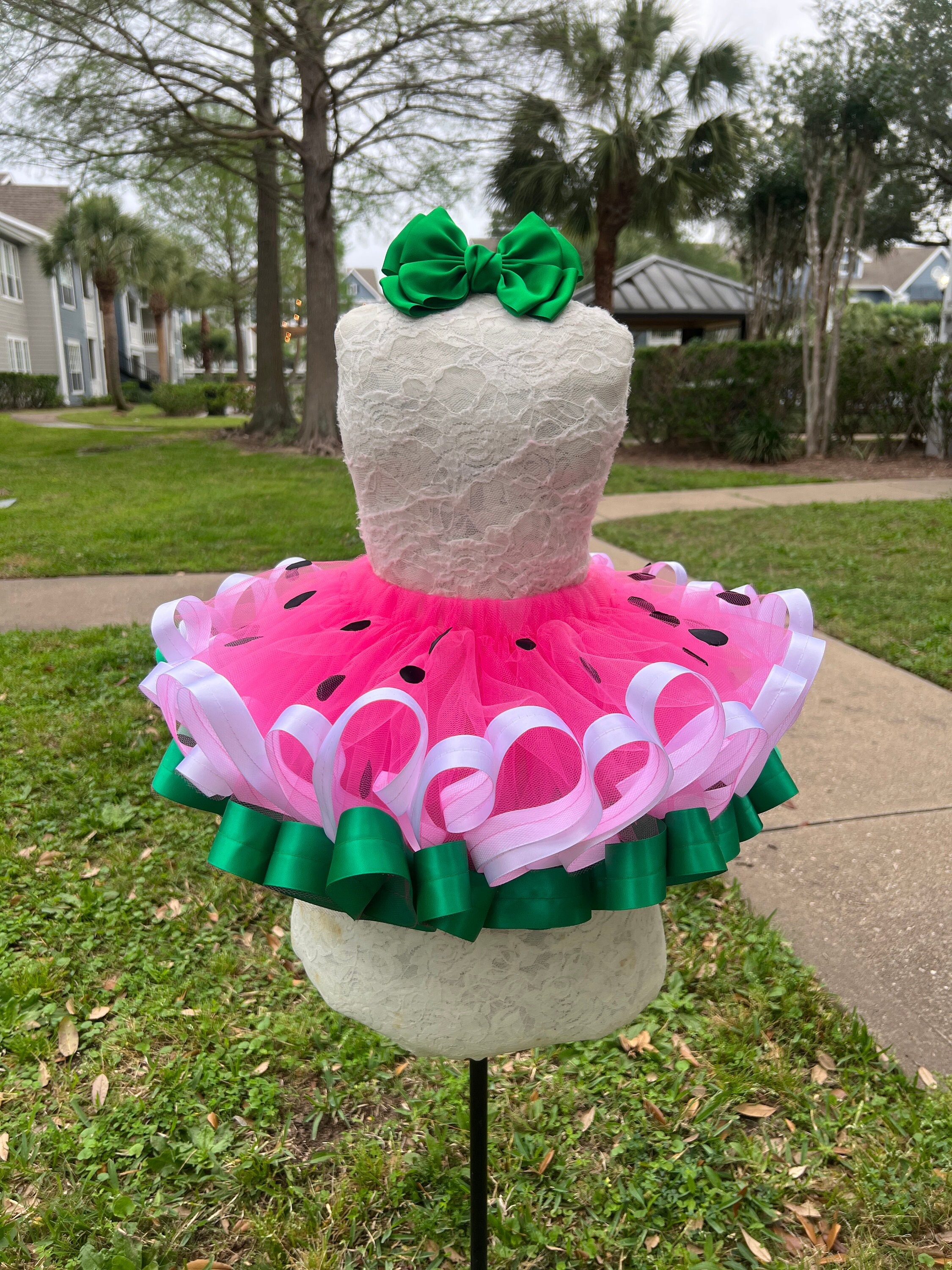 open lace back dress Amazon.com: Disguise Cocomelon Toddler Dress, Official Cocomelon Costume  Tutu Outfit for Kids, Toddler Size (2T) : Clothing, Shoes & Jewelry