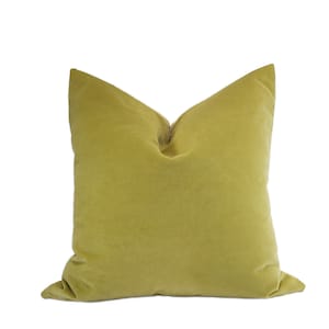 Kiwi Green Velvet Throw Pillow Cover, MULTIPLE SIZES, Bright Yellow Green Velvet Pillow Cover