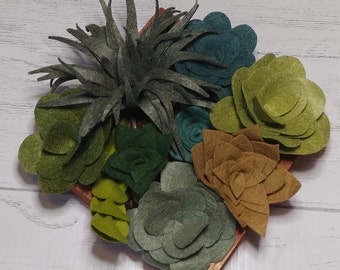 Felt Succulents \ Handmade Felt Succulents \ Handmade Succulents \ Handmade Succulent Desk Garden \ Handmade Succulent Tabletop Decor