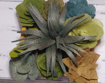 Felt Succulents \ Handmade Felt Succulents \ Handmade Felt Succulent Desk Garden \ Handmade Felt Succulent Tabletop Decor \ Farmhouse Decor