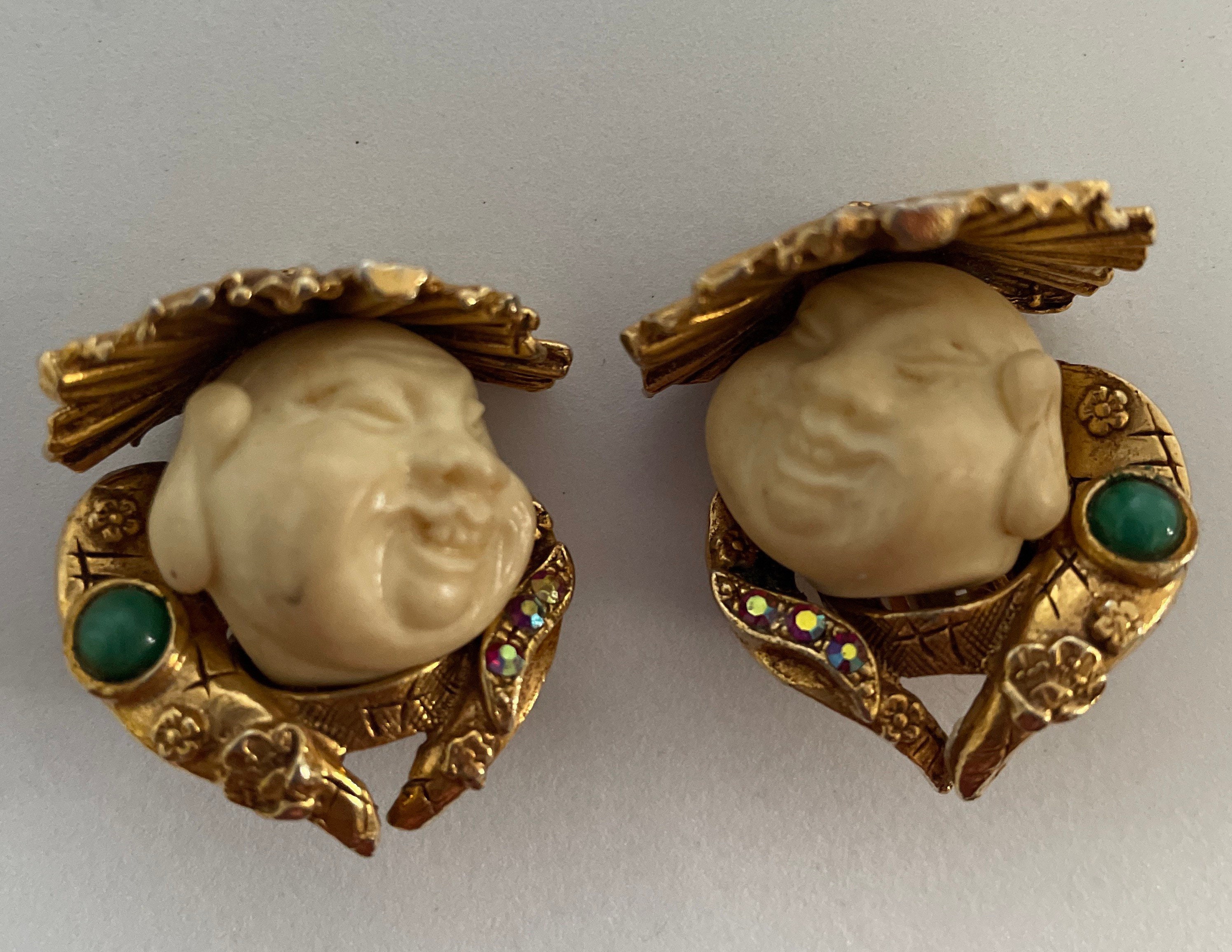Vintage HAR Jewelry Carved Head Laughing Chinese Buddha