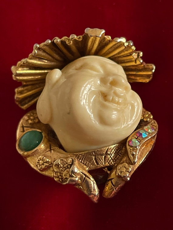 Vintage HAR Jewelry Carved Head Laughing Chinese … - image 3