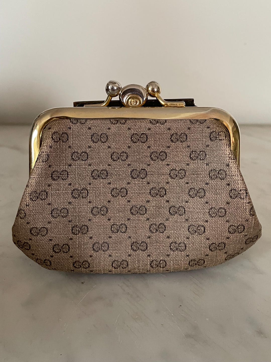 GUCCI ❤︎ Vintage ❤︎ coin case GUCCI Blooms Pink Flower Leather Coin Case Card Case W/Box