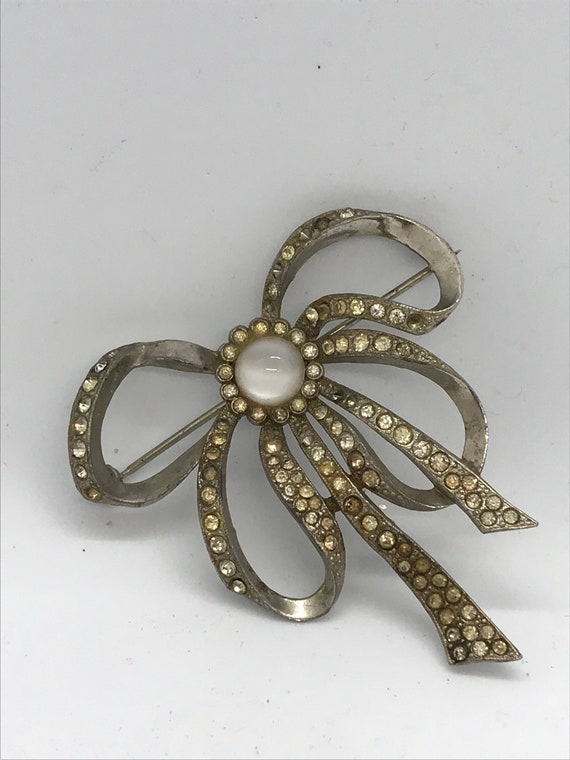 Vintage brooch bow brooch rhinestone brooch - image 1