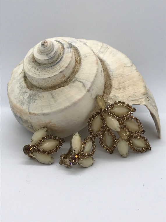 Vintage Jewelry Vintage brooch Vintage earrings