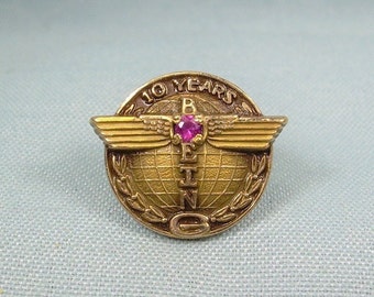 BOEING TOTEM POLE Rosa Rubí Tornillo Espalda Pin-Empleado Diez 10 Años de Servicio-Vintage 10k Oro Lleno-Conmemorativo Solapa Tie Tac Tack