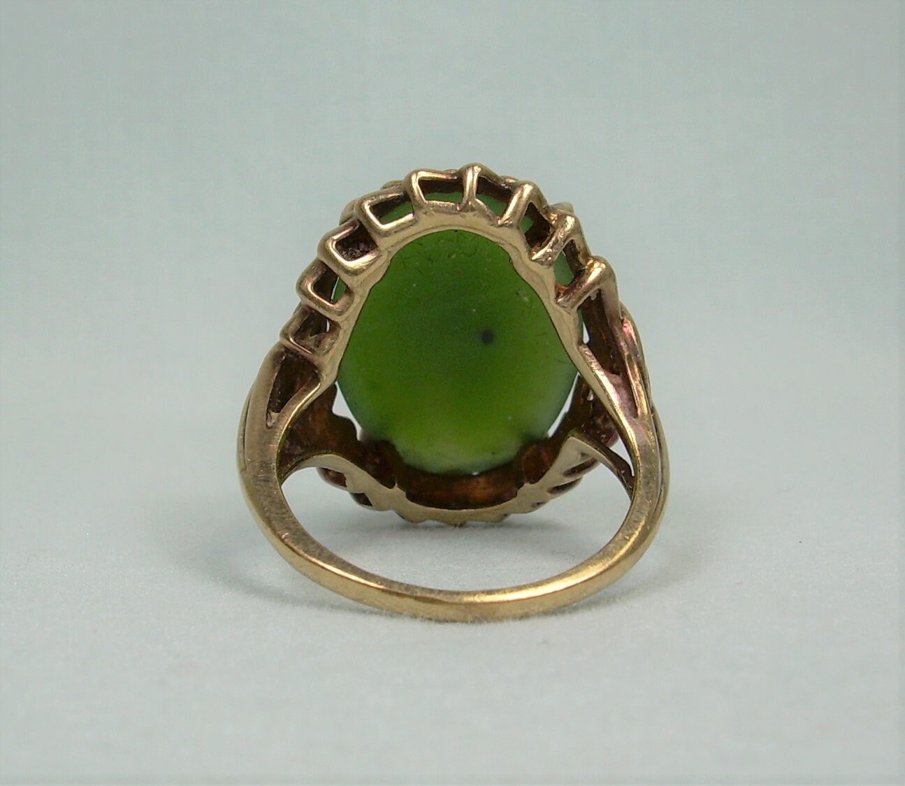 6g 10K JADE Ring Size 5-vintage 10kt 417 Au Solid Yellow 6g 10K JADE Ring Size 5-vintage 10kt 417 Au Solid Yellow