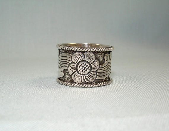 7.5g STERLING FLOWER of Life Ring Sz 7-1/4 Vintage 925 Silver