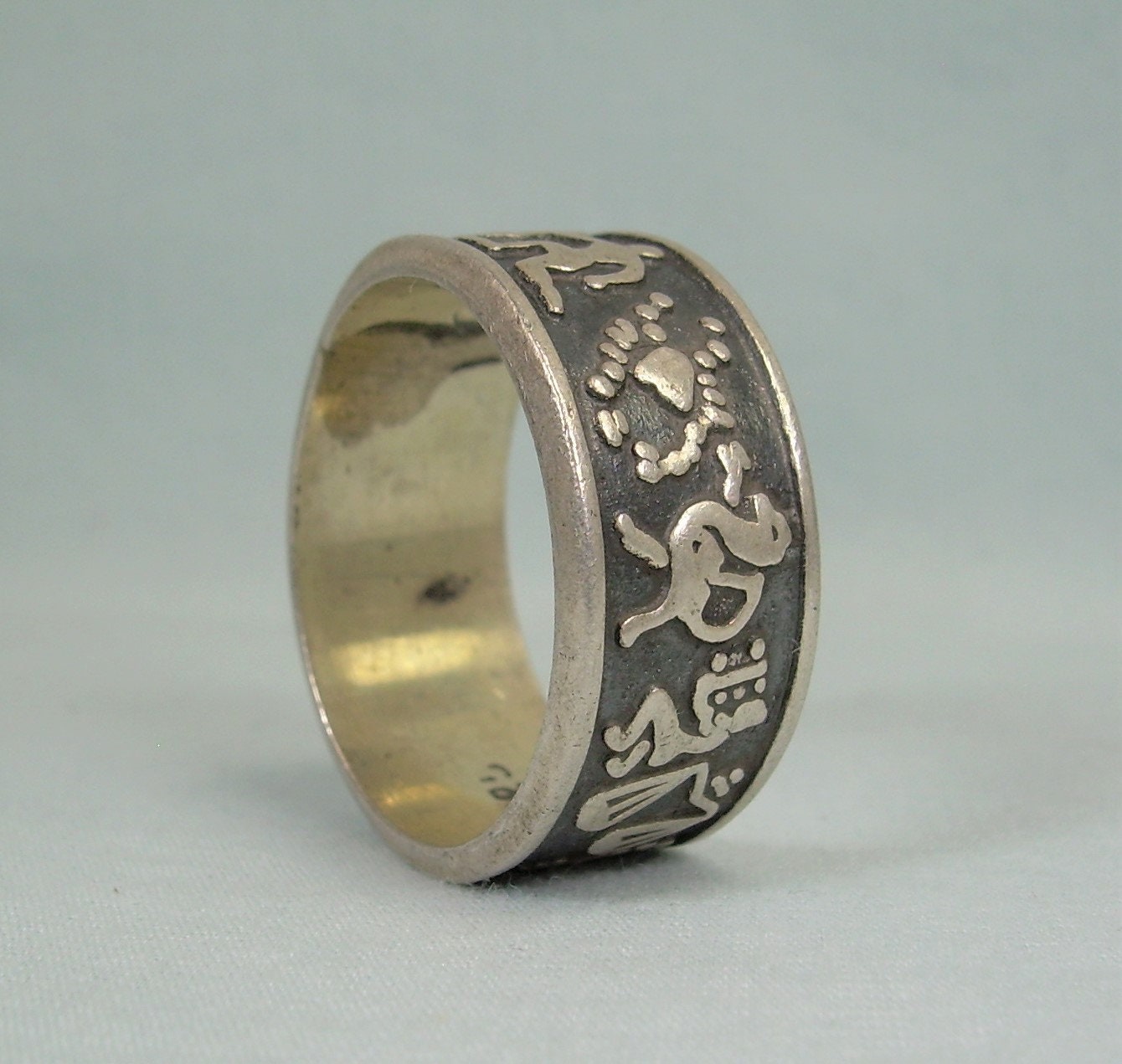 Reserved J-STERLING ZODIAC Band Ring Sz 9-Vintage 925 Silver Reserved J-STERLING ZODIAC Band Ring Sz 9-Vintage 925 Silver