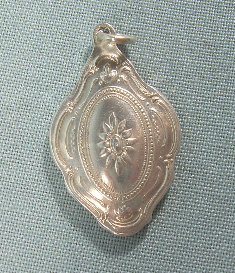 12th In Series 1982 Towle Twelve Drummers Charm Pendant-Vintage Sterling Silver-12 Days Christmas-Mini Miniature Ornament-Twelfth-2076