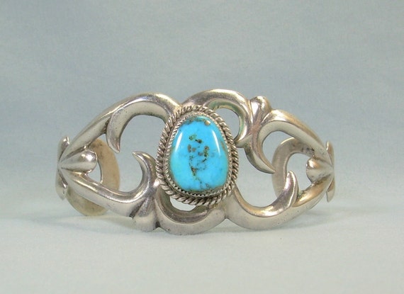 STERLING NAVAJO Wilson Begay Sandcast Cuff Bracelet-vintage