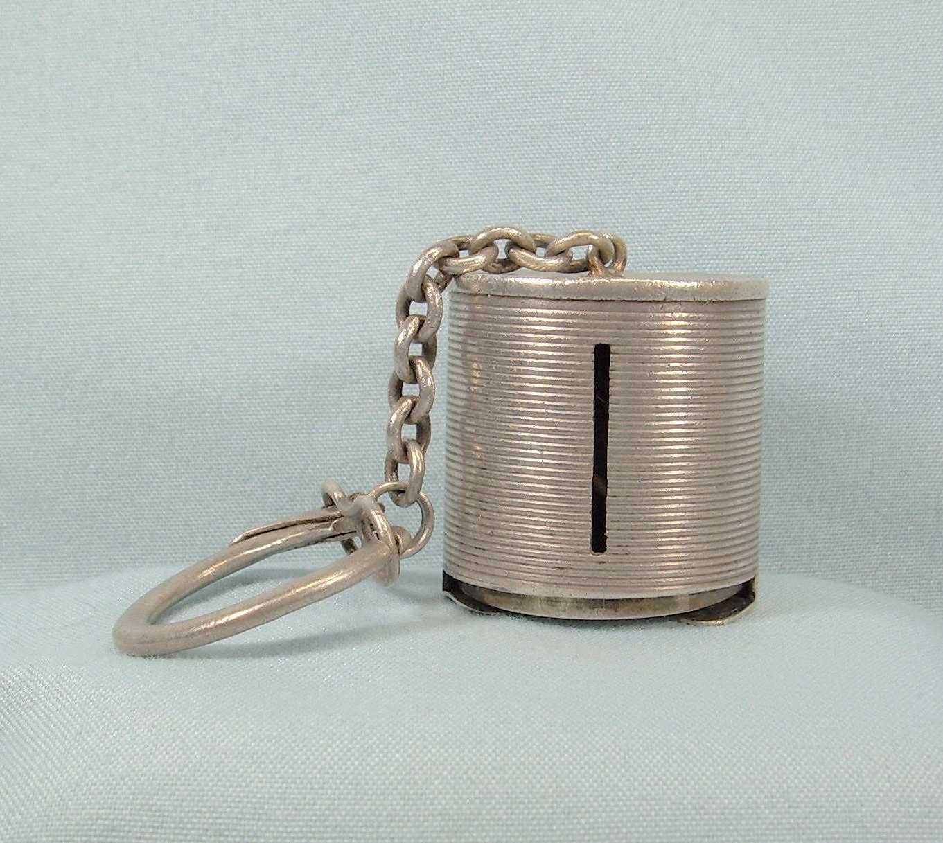 800 SILVER COIN HOLDER Pendant Fob Keychain Key Ring Chain-vintage
