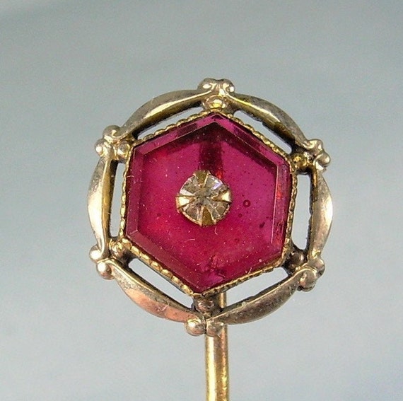 VICTORIAN Stick Pin Brooch-Vintage Antique Gold-J… - image 1