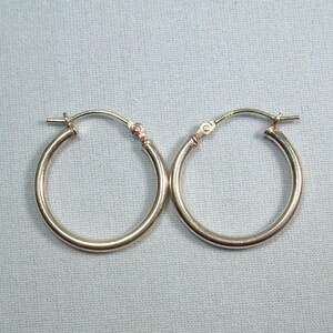 Sterling Zilveren Oorbellen met drie Swarovski stenen