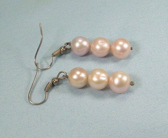 PINK BLUSH PEARLS Trio Wire Hook Earrings-Danglin… - image 4