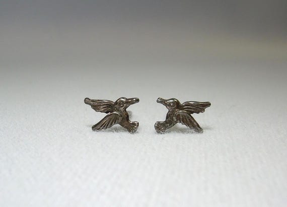 STERLING TINY HUMMINGBIRD Post Stud Earrings-Vint… - image 1