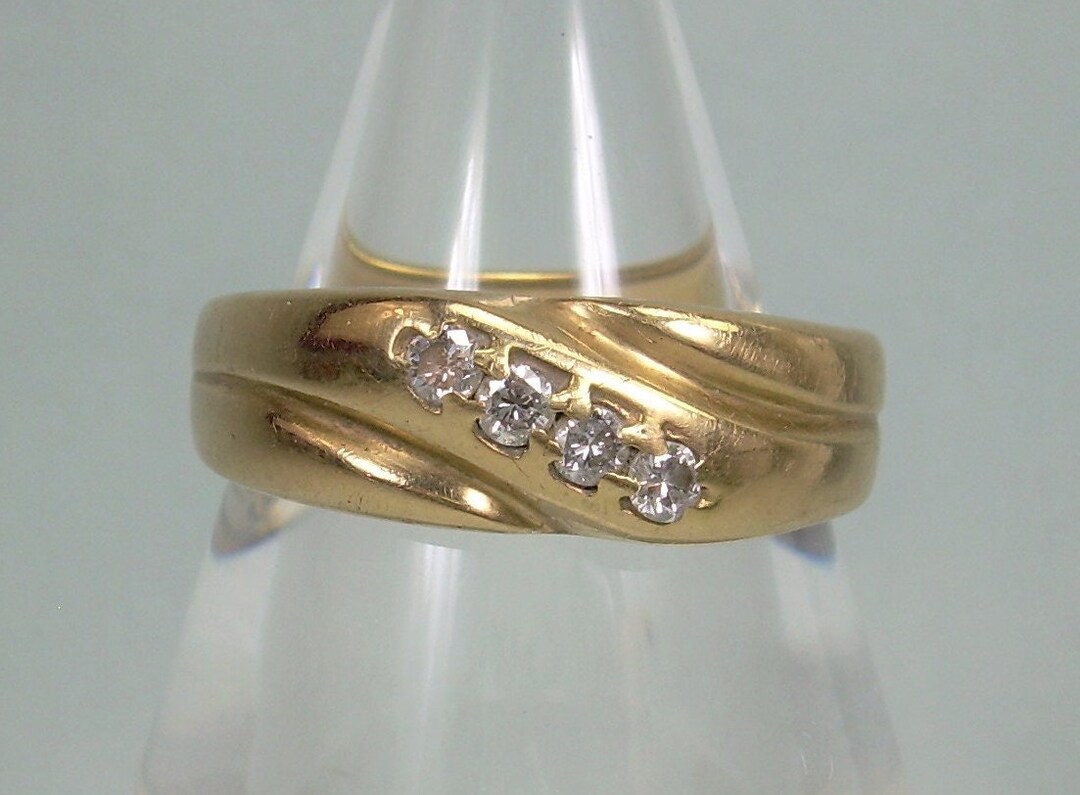 14K] Pave diamond point ring – DAUGHTERS JEWELRY