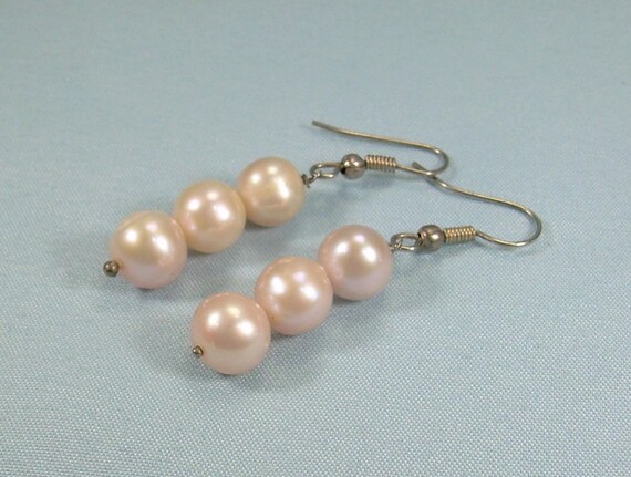 PINK BLUSH PEARLS Trio Wire Hook Earrings-Danglin… - image 3