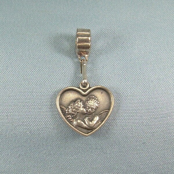 STERLING KISSING Angels Heart European Charm Pendant-Vintage 925 Silver-Italian RM Italy Hallmark-Raphael's Cherubs Guardians-Fits Pandora