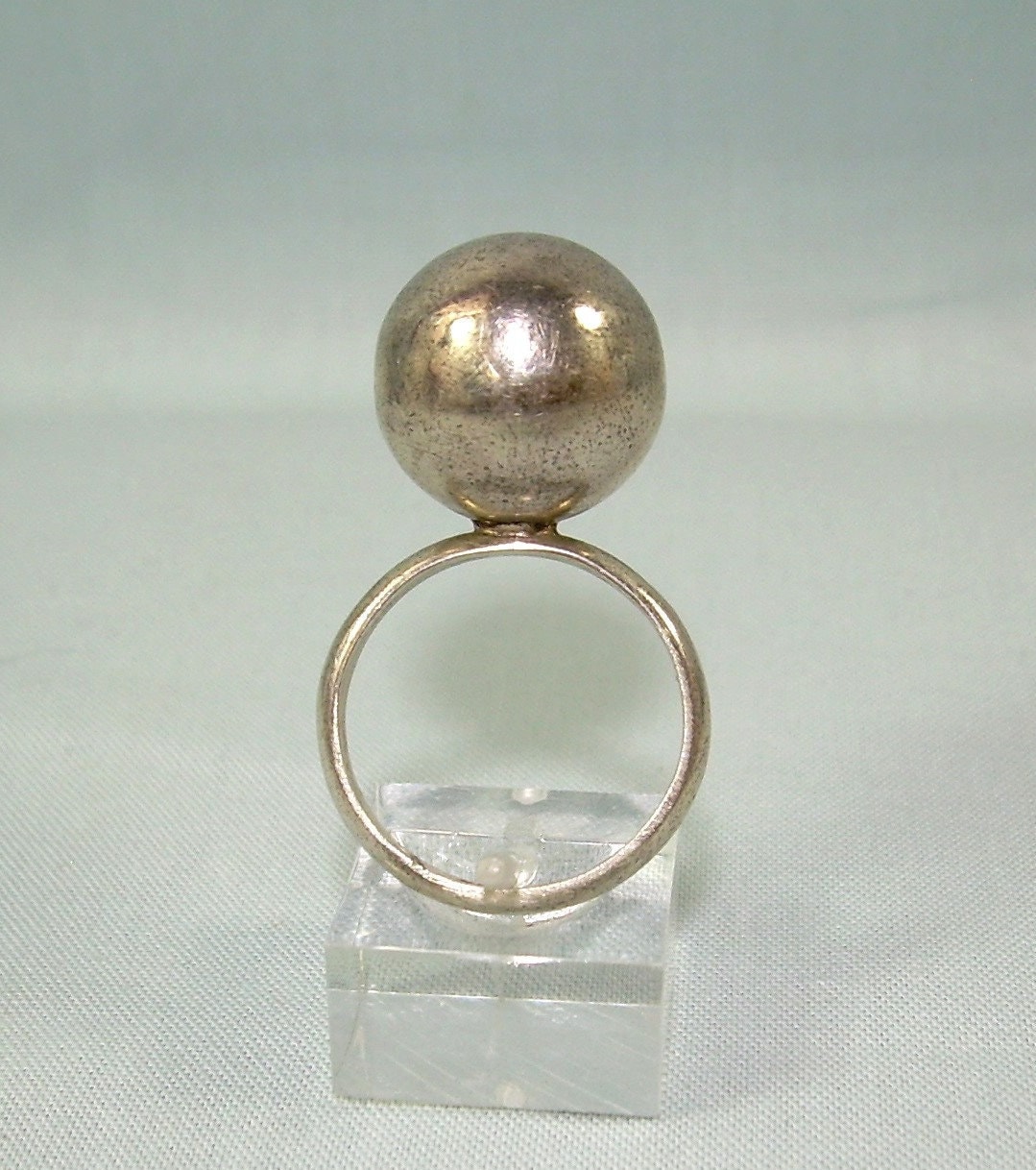 STERLING RATTLE BALL Ring Size 8-1/2 Vintage 925 Silver-mexico