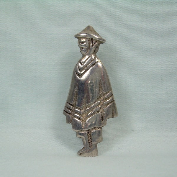 STERLING PONCHO MAN Pin Brooch-Vintage 925 Silver-Traditional South American Peruvian Peru-Costume Clothing Hat Sandals-Sombrero