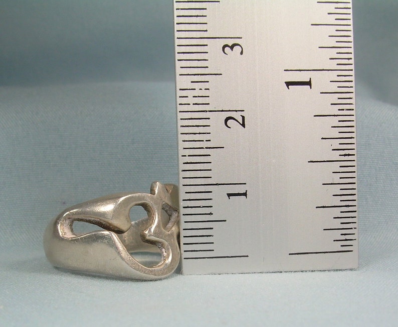 STERLING OM AUM Chant Ring Size 6-12 to 6-34 Vintage 925 Silver-Cut Out-Yoga-Buddha Buddhism-Religious Enlightenment-Hope For World Peace