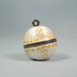 STERLING VINAIGRETTE LOCKET Mirror Charm Pendant-Vintage Guilloche Gold On 925 Silver-Enamel-Pomander Perfume Scent Diffuser Ball Orb Opens