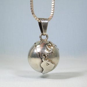 24" PEACE on EARTH harmonie cloche pendentif-chaîne collier-argent 925 vintage-atlas monde globe boule planète orbe sphère carte du pays