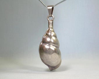 STERLING SHELL PERFUME Bottle Pendant-Vintage 925 Silver-Mexico Hallmark-Spiral Conch Sea SeaShell Ash Urn Scented Oil Flask Vial Vessel