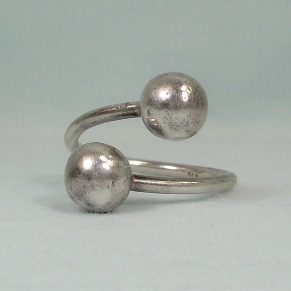 STERLING BALLS WRAP Ring Adjustable Size-Vintage 925 Silver-Finger Cuff Bypass Bi Pass By Pass Wire-Celestial Twins Orbs Spheres Bubbles