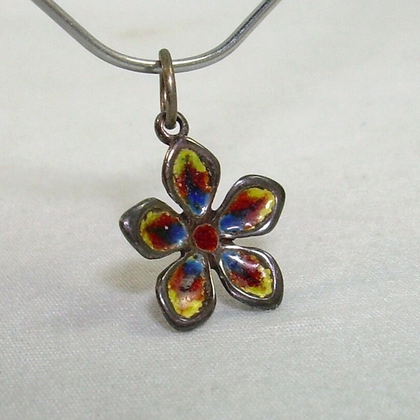 STERLING CUPPED FLOWER Charm Pendant-Vintage 925 Silver-Blended Dark Enamel-Five Petal Forget Me Nots Daisy Primrose-Curled Curved-Tiny Wee