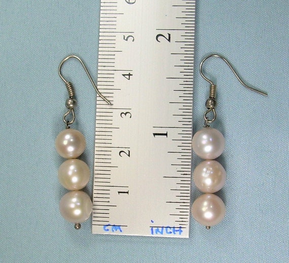 PINK BLUSH PEARLS Trio Wire Hook Earrings-Danglin… - image 5