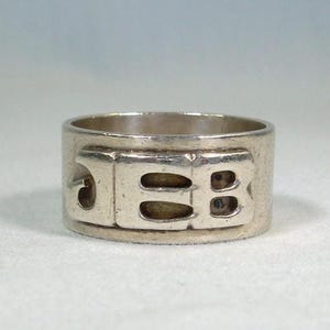 Anillo de banda ancha con letras JEB de plata esterlina, talla 7-3/4, vintage, 925, hecho a mano por Leonore Dowsko, sello distintivo, iniciales del nombre, insignia, sello, monograma