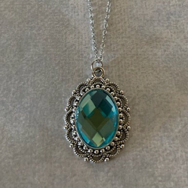 aqua stone necklace, aqua crystal necklace, aqua necklace, aqua jewelry, aqua pendant, oval stone necklace, march necklace, march birthstone